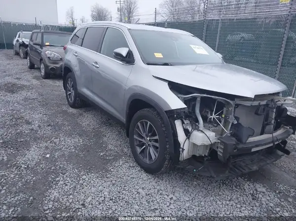 5TDJZRFH8KS584322 2019 TOYOTA HIGHLANDER - Image 1