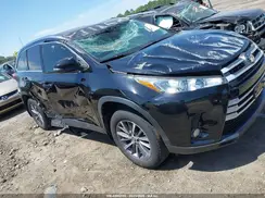 5TDJZRFH8KS585552 2019 TOYOTA HIGHLANDER