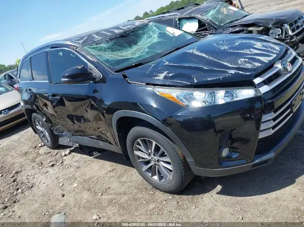 5TDJZRFH8KS585552 2019 TOYOTA HIGHLANDER - Image 1