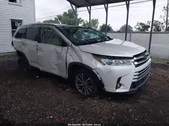 5TDJZRFH8KS589875 2019 TOYOTA HIGHLANDER