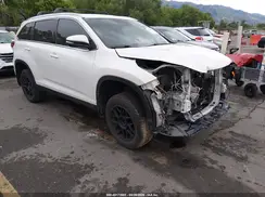 5TDJZRFH8KS591173 2019 TOYOTA HIGHLANDER