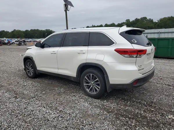 5TDJZRFH8KS595210 2019 TOYOTA HIGHLANDER - Image 2