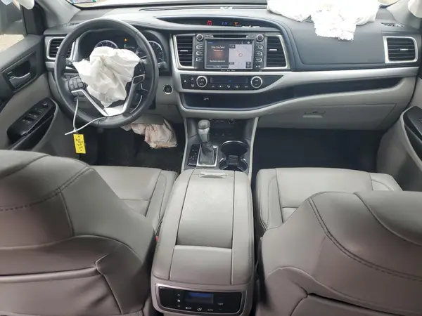 5TDJZRFH8KS598432 2019 TOYOTA HIGHLANDER - Image 8