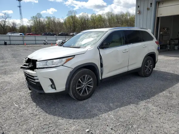 5TDJZRFH8KS600583 2019 TOYOTA HIGHLANDER - Image 1