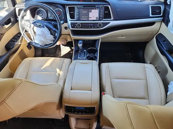 5TDJZRFH8KS605797 2019 TOYOTA HIGHLANDER - Image 8