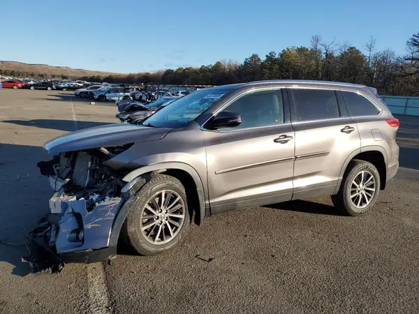 5TDJZRFH8KS608229 2019 TOYOTA HIGHLANDER - Image 1