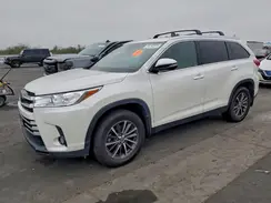 5TDJZRFH8KS610773 2019 TOYOTA HIGHLANDER