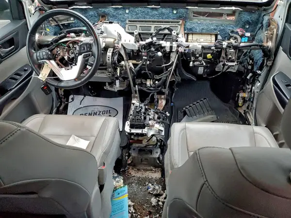 5TDJZRFH8KS610773 2019 TOYOTA HIGHLANDER - Image 8
