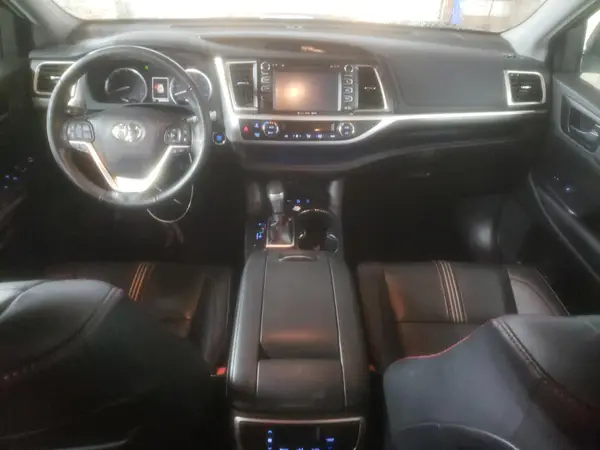 5TDJZRFH8KS611633 2019 TOYOTA HIGHLANDER - Image 8