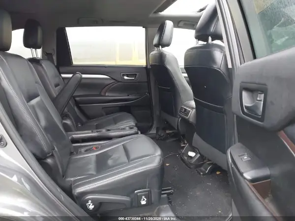 5TDJZRFH8KS613253 2019 TOYOTA HIGHLANDER - Image 8
