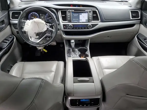 5TDJZRFH8KS613995 2019 TOYOTA HIGHLANDER - Image 8