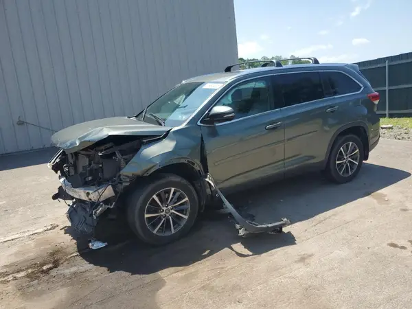 5TDJZRFH8KS705933 2019 TOYOTA HIGHLANDER - Image 1