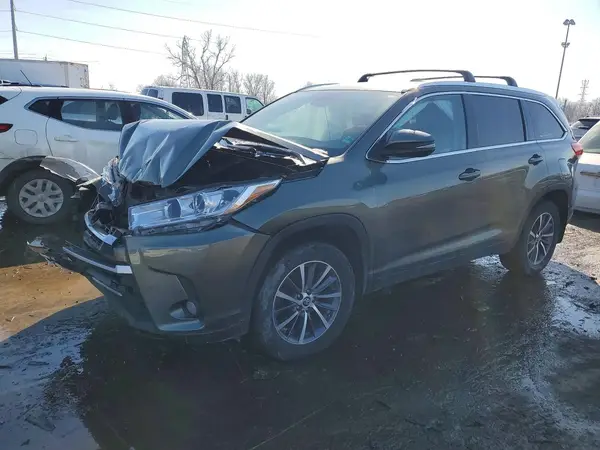 5TDJZRFH8KS713496 2019 TOYOTA HIGHLANDER - Image 1