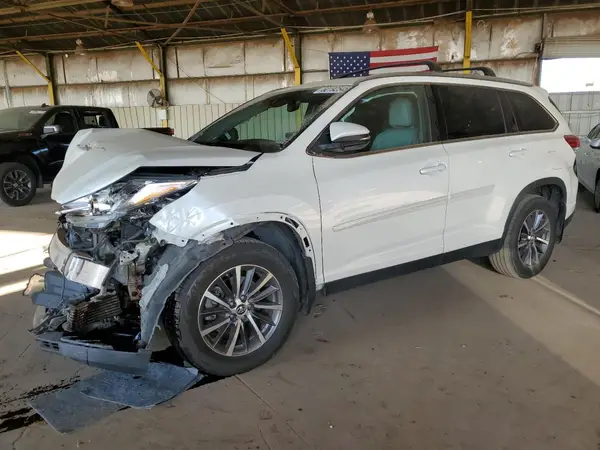 5TDJZRFH8KS723817 2019 TOYOTA HIGHLANDER - Image 1