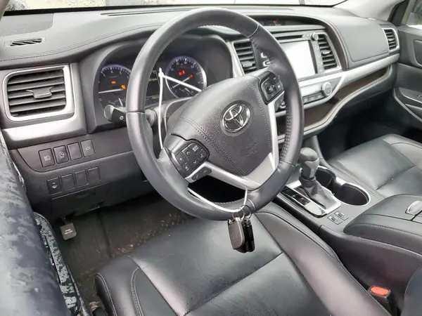 5TDJZRFH8KS727172 2019 TOYOTA HIGHLANDER - Image 8