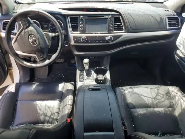 5TDJZRFH8KS915514 2019 TOYOTA HIGHLANDER - Image 8