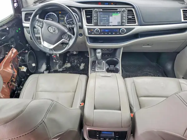 5TDJZRFH8KS917781 2019 TOYOTA HIGHLANDER - Image 8