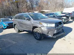 5TDJZRFH8KS921815 2019 TOYOTA HIGHLANDER