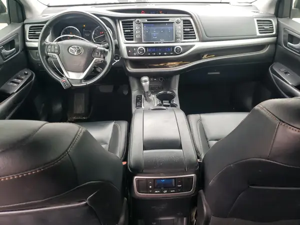 5TDJZRFH8KS948366 2019 TOYOTA HIGHLANDER - Image 8