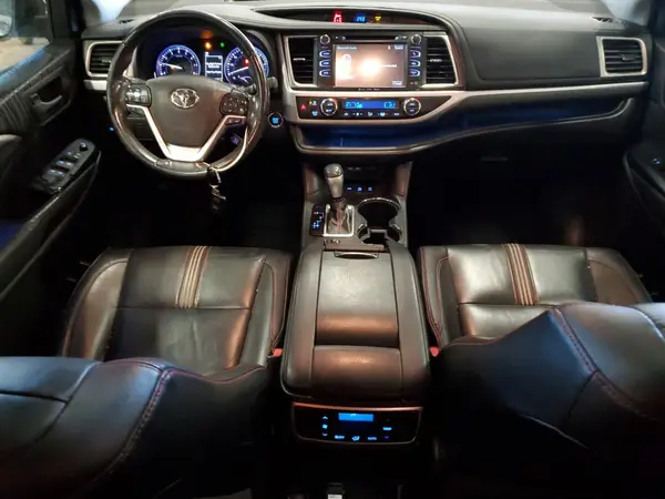 5TDJZRFH8KS963532 2019 TOYOTA HIGHLANDER - Image 8