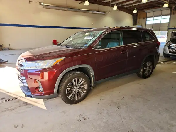 5TDJZRFH8KS976961 2019 TOYOTA HIGHLANDER - Image 1