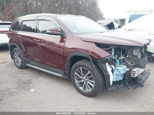 5TDJZRFH8KS983165 2019 TOYOTA HIGHLANDER - Image 1