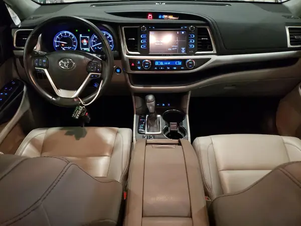 5TDJZRFH8KS991976 2019 TOYOTA HIGHLANDER - Image 8