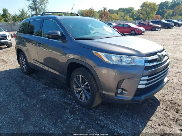 5TDJZRFH8KS998281 2019 TOYOTA HIGHLANDER - Image 1