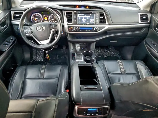 5TDJZRFH9HS356791 2017 TOYOTA HIGHLANDER - Image 8