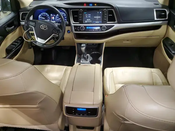 5TDJZRFH9HS356838 2017 TOYOTA HIGHLANDER - Image 8