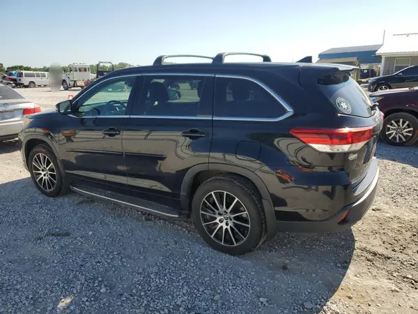 5TDJZRFH9HS359061 2017 TOYOTA HIGHLANDER - Image 2