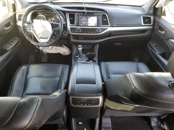 5TDJZRFH9HS377169 2017 TOYOTA HIGHLANDER - Image 8