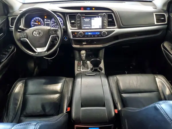 5TDJZRFH9HS394795 2017 TOYOTA HIGHLANDER - Image 8