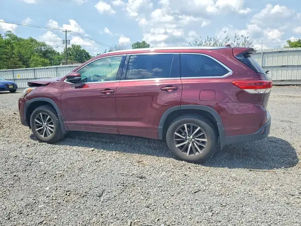 5TDJZRFH9HS400224 2017 TOYOTA HIGHLANDER - Image 2