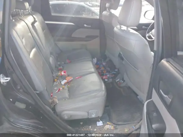 5TDJZRFH9HS411997 2017 TOYOTA HIGHLANDER - Image 8
