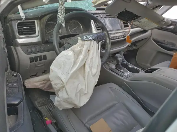 5TDJZRFH9HS415547 2017 TOYOTA HIGHLANDER - Image 8