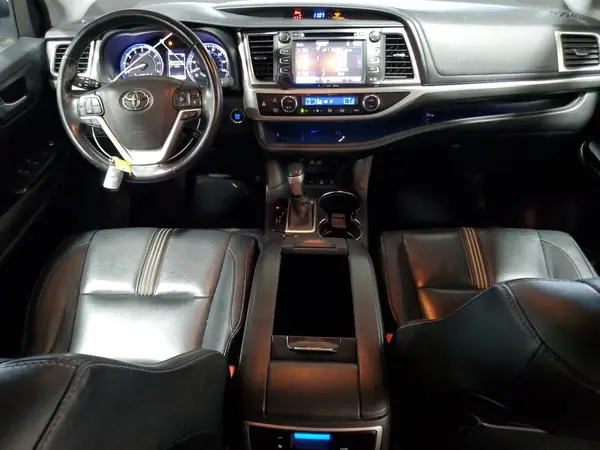 5TDJZRFH9HS418707 2017 TOYOTA HIGHLANDER - Image 8