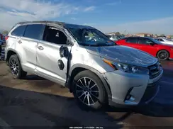 5TDJZRFH9HS425818 2017 TOYOTA HIGHLANDER