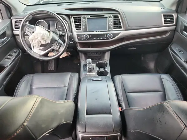 5TDJZRFH9HS434342 2017 TOYOTA HIGHLANDER - Image 8