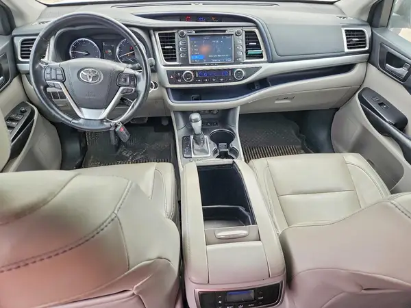 5TDJZRFH9HS441792 2017 TOYOTA HIGHLANDER - Image 8