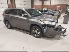 5TDJZRFH9HS442196 2017 TOYOTA HIGHLANDER