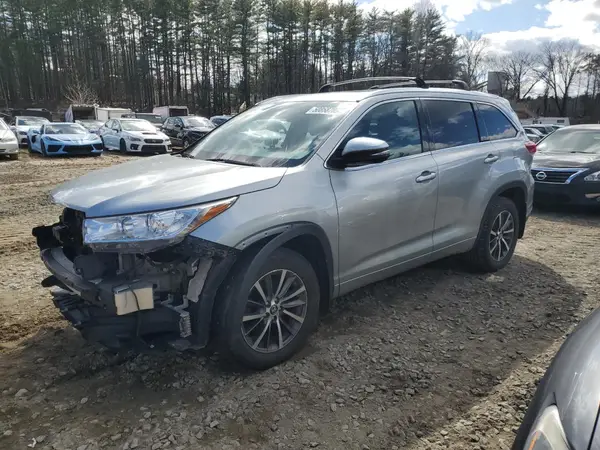 5TDJZRFH9HS445695 2017 TOYOTA HIGHLANDER - Image 1