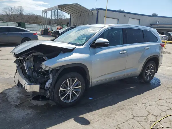 5TDJZRFH9HS446118 2017 TOYOTA HIGHLANDER - Image 1