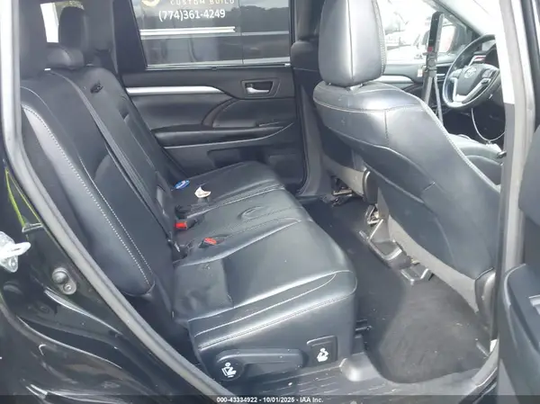 5TDJZRFH9HS449097 2017 TOYOTA HIGHLANDER - Image 8
