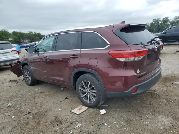 5TDJZRFH9HS455644 2017 TOYOTA HIGHLANDER - Image 2