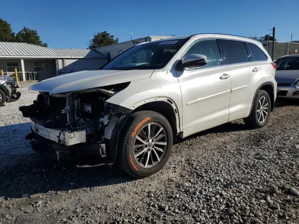 5TDJZRFH9HS457538 2017 TOYOTA HIGHLANDER - Image 1