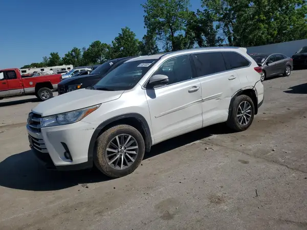 5TDJZRFH9HS473495 2017 TOYOTA HIGHLANDER - Image 1