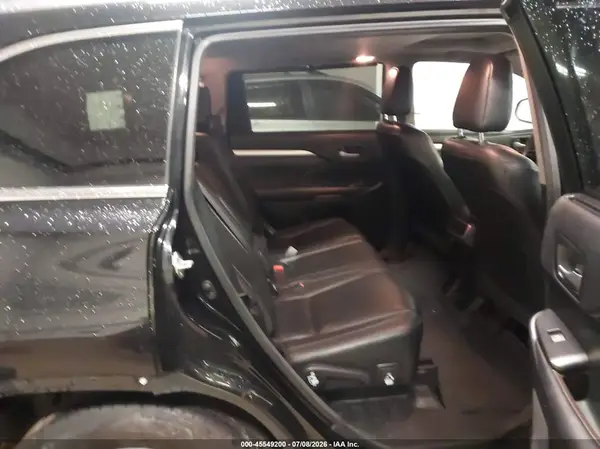 5TDJZRFH9HS475733 2017 TOYOTA HIGHLANDER - Image 8