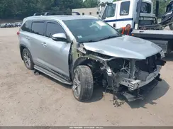 5TDJZRFH9HS478762 2017 TOYOTA HIGHLANDER