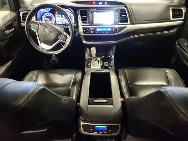 5TDJZRFH9HS510531 2017 TOYOTA HIGHLANDER - Image 8